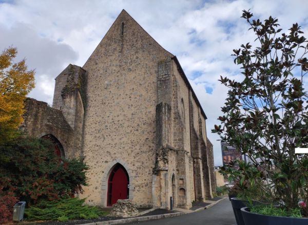 Chapelle des Cordeliers Chapelle des Cordeliers - Parthenay